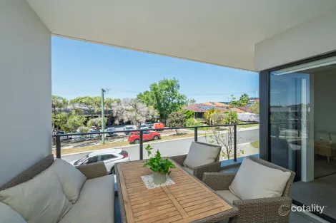 2/14 Roebuck St, Innaloo, WA 6018