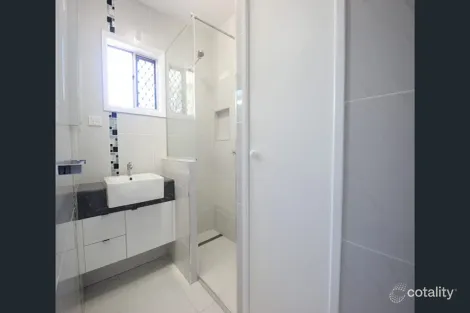 Property photo of 24 Finch Street Slade Point QLD 4740