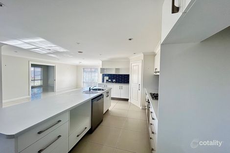 Property photo of 20 Lombardy Way Orange NSW 2800