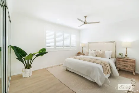 Property photo of 198 Esplanade Point Vernon QLD 4655