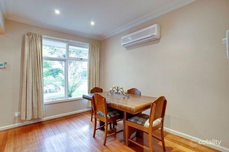 Property photo of 8 Parkview Drive Ferntree Gully VIC 3156