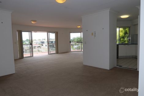 Property photo of 11/20 Canal Avenue Runaway Bay QLD 4216