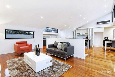 Property photo of 51 Dutton Lane Ascot Vale VIC 3032