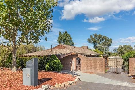 11 Larcombe Cres, Fadden, ACT 2904
