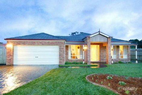 2 Callan Walk, Greensborough, VIC 3088