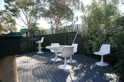 Property photo of 32 Du Faur Place Mawson ACT 2607