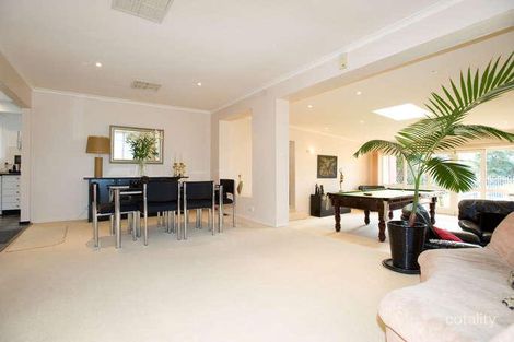 Property photo of 2 Queensberry Street Keilor Park VIC 3042