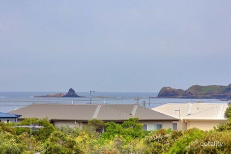 Property photo of 48 Dolphin Drive Smiths Beach VIC 3922