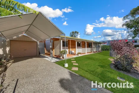 Property photo of 32 Rochester Drive Mount Warren Park QLD 4207