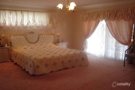 Property photo of 38 Lindfield Circuit Robertson QLD 4109