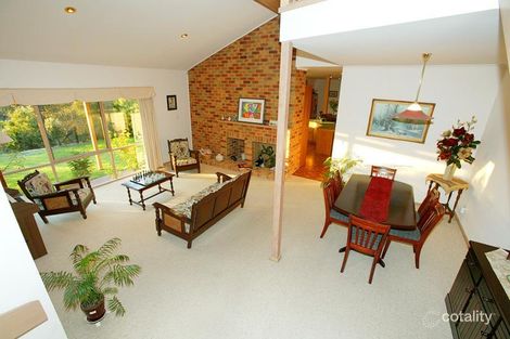 Property photo of 9 Arnold Drive Donvale VIC 3111