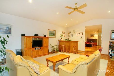 Property photo of 9 Arnold Drive Donvale VIC 3111