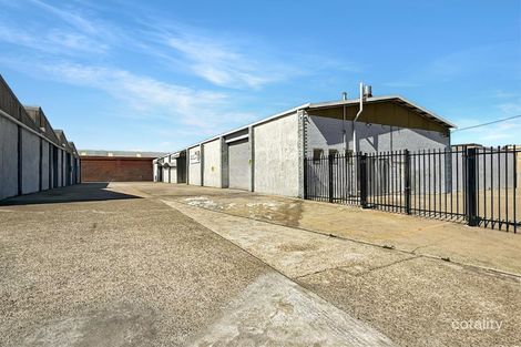 2/8 Durham Rd, Bayswater, WA 6053