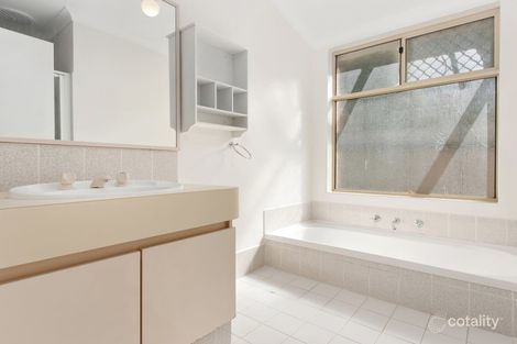 Property photo of 101 Woodbridge Drive Cooloongup WA 6168