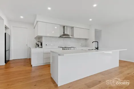 Property photo of 85 Peter Thomson Circuit Yarrawonga VIC 3730