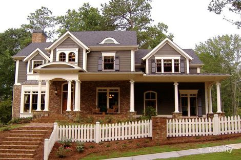 8 Stanley Ave, Middleton Grange, NSW 2171