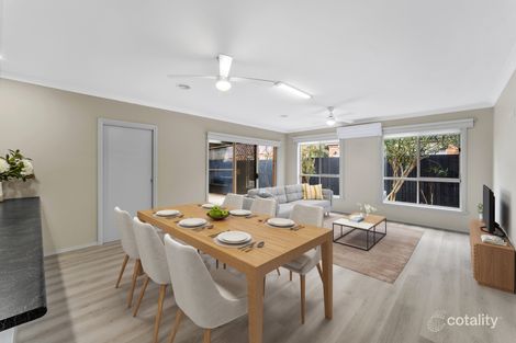 Property photo of 17 Massie Circuit Sunbury VIC 3429