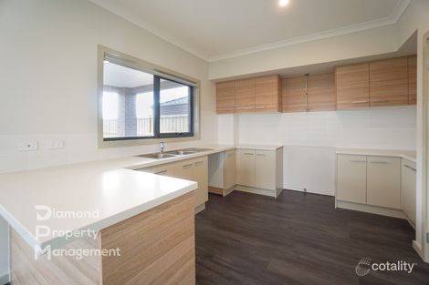 Property photo of 12 Docile Avenue Clyde VIC 3978
