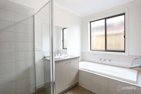 Property photo of 82 Wagner Drive Werribee VIC 3030