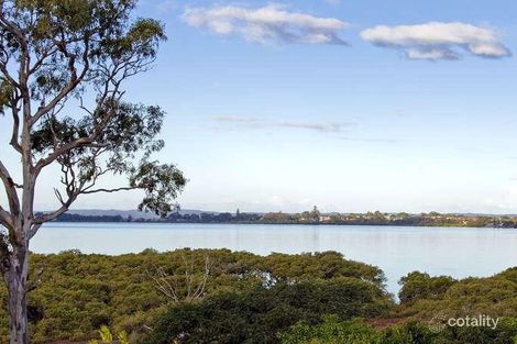 27 Mooroondu Rd, Thorneside, QLD 4158