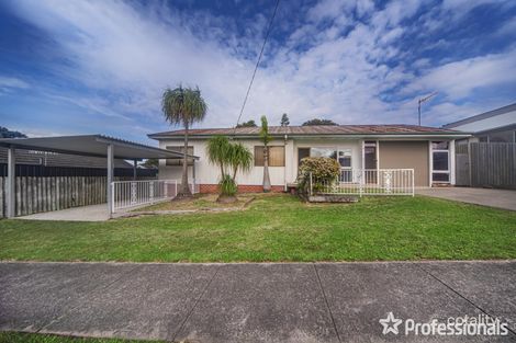 18 Birriley St, Bomaderry, NSW 2541
