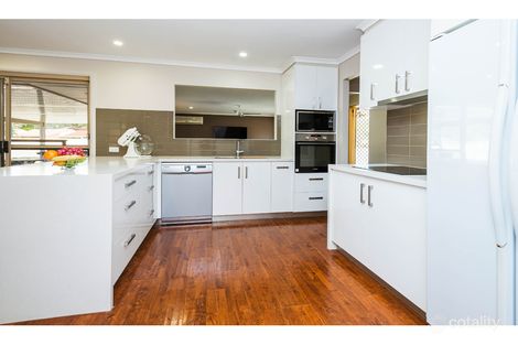 Property photo of 37 Village Way Oxenford QLD 4210