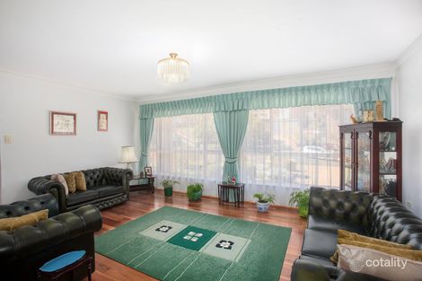 Property photo of 21 White Cedar Close Green Point NSW 2251