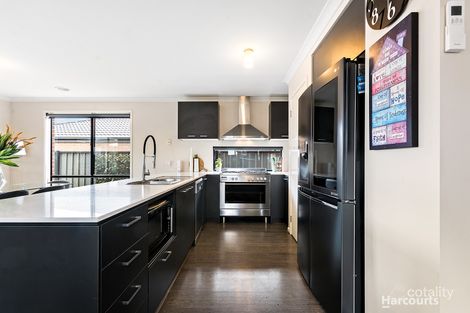 Property photo of 46 Waterside Drive Pakenham VIC 3810