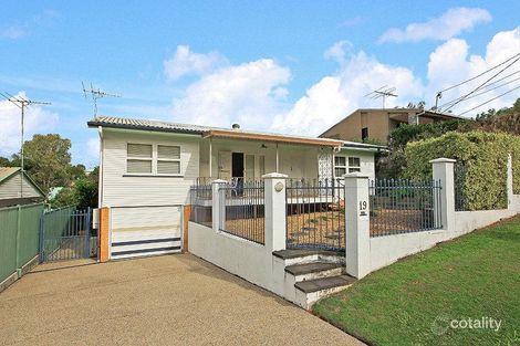 19 Hobart Ave, Camp Hill, QLD 4152