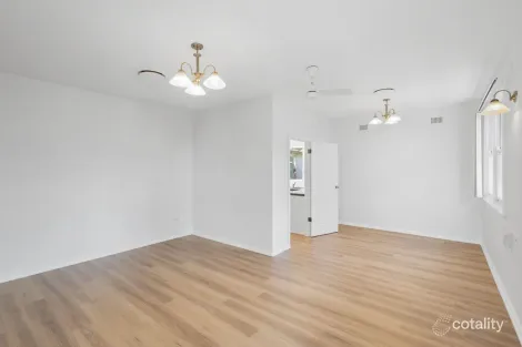 Property photo of 32 Cripps Avenue Kingsgrove NSW 2208