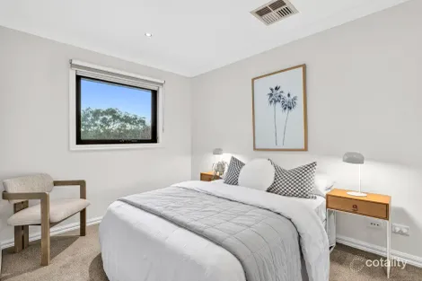Property photo of 35 Gadd Street Oakleigh VIC 3166