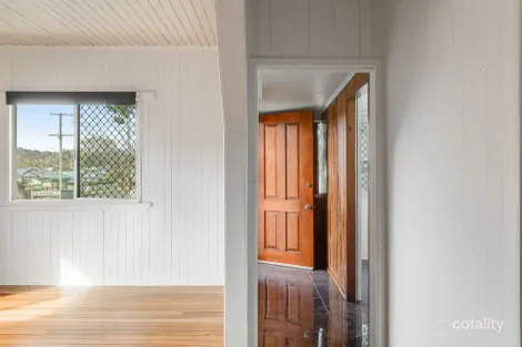 Property photo of 1 Gladstone Street Newtown QLD 4350