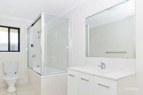 Property photo of 8 Viney Street Gracemere QLD 4702