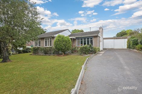 17 Dimora Ave, Camperdown, VIC 3260