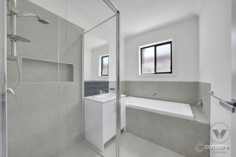 Property photo of 14 Vecot Street Tarneit VIC 3029