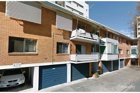 Property photo of 2/598 Boundary Street Spring Hill QLD 4000
