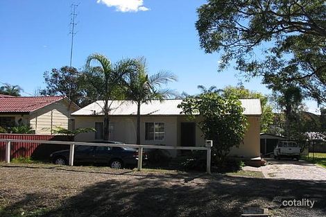 24 Campbell Pde, Mannering Park, NSW 2259