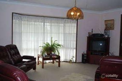 Property photo of 4 Horsham Place Chipping Norton NSW 2170
