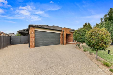 Property photo of 4 Sidney Nolan Place Pakenham VIC 3810