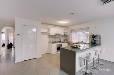 Property photo of 3 Tussock Crescent Sydenham VIC 3037