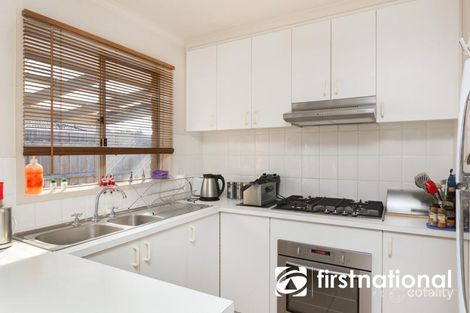 Property photo of 2/13 Savage Street Pakenham VIC 3810
