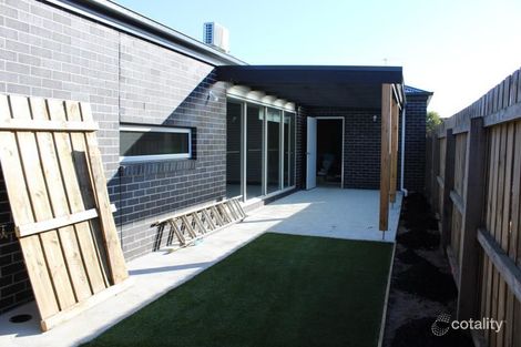 Property photo of 2/26 Curletts Road Lara VIC 3212
