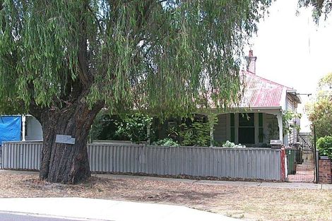 4 Stuart St, Maylands, WA 6051