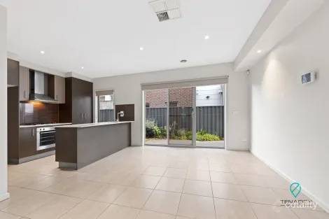 Property photo of 151 Durham Road Sunshine VIC 3020