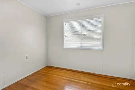 Property photo of 8 Rostrevor Road Boondall QLD 4034