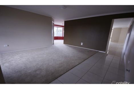 Property photo of 16 Elmslea Drive Bungendore NSW 2621