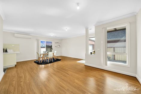 Property photo of 2/11 Gillespie Road St Albans VIC 3021