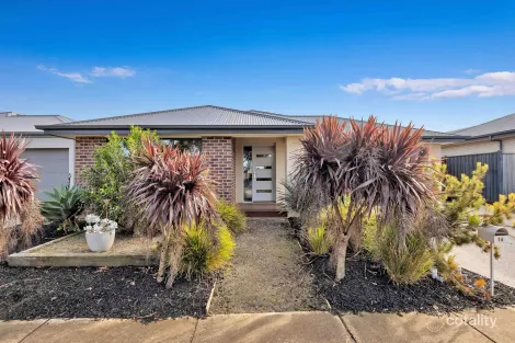 16 Lismore St, Armstrong Creek, VIC 3217