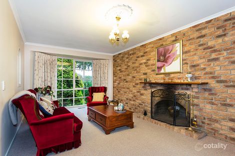 Property photo of 2 Highland Court Eltham North VIC 3095