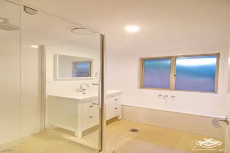 Property photo of 25 Dove Tree Crescent Sinnamon Park QLD 4073